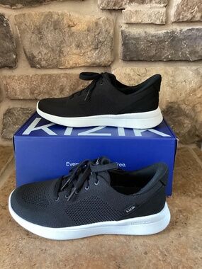 Kizik Lima 2 Womens Size 8 Sneakers Black Bright White New In Box